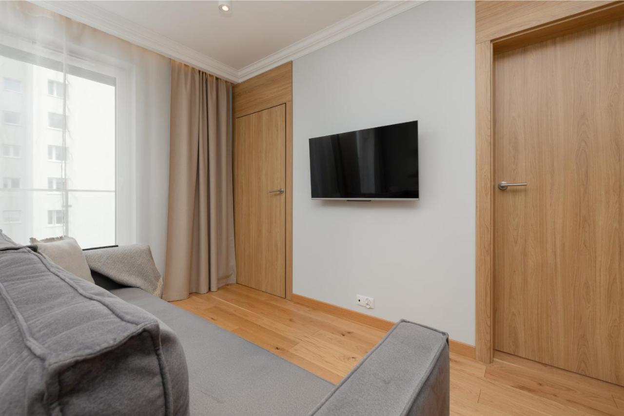 Apartament Z Tarasem W Centrum Swinoujscia By Noclegi Renters سفينويتشي المظهر الخارجي الصورة