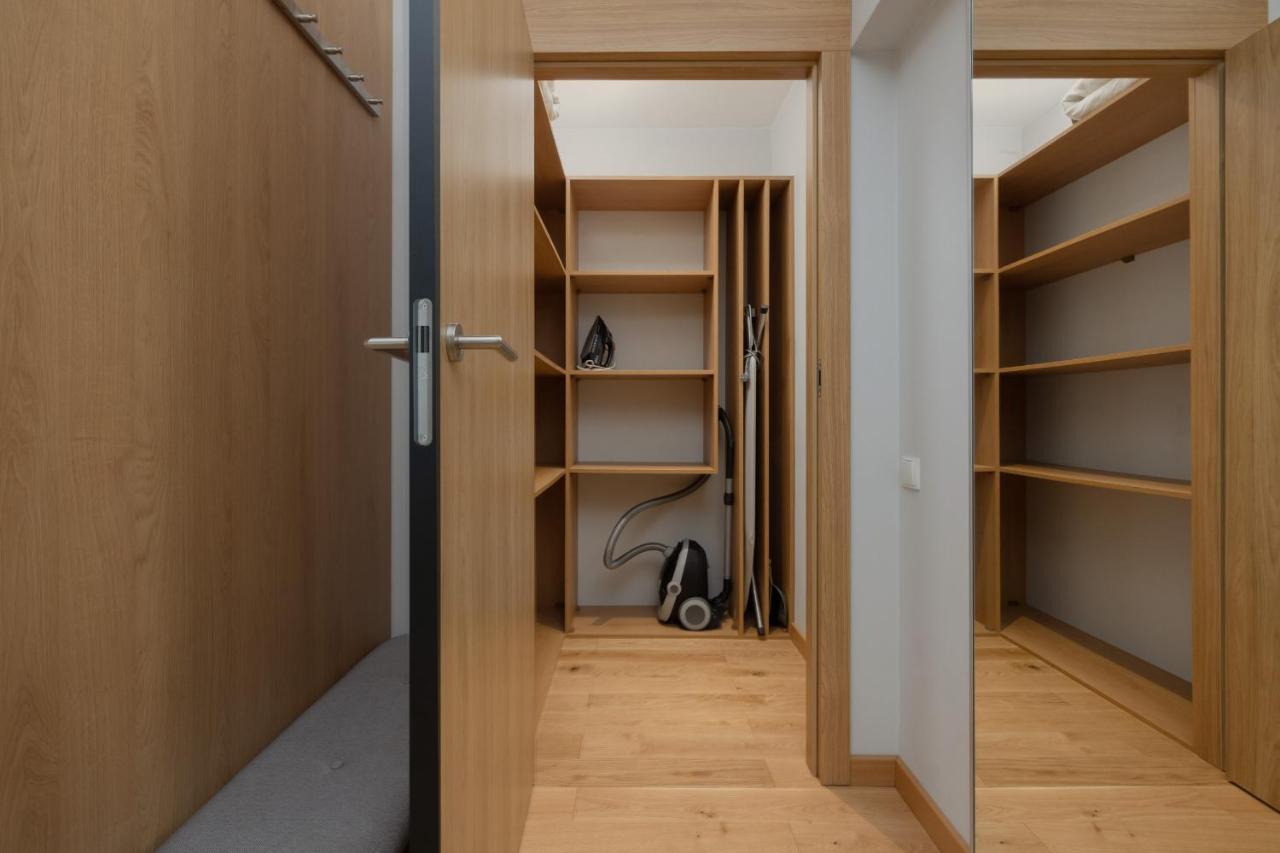 Apartament Z Tarasem W Centrum Swinoujscia By Noclegi Renters سفينويتشي المظهر الخارجي الصورة