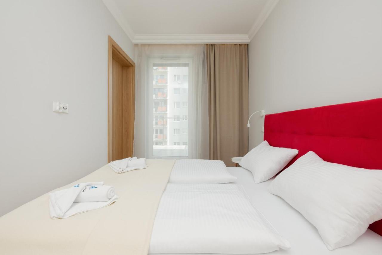 Apartament Z Tarasem W Centrum Swinoujscia By Noclegi Renters سفينويتشي المظهر الخارجي الصورة
